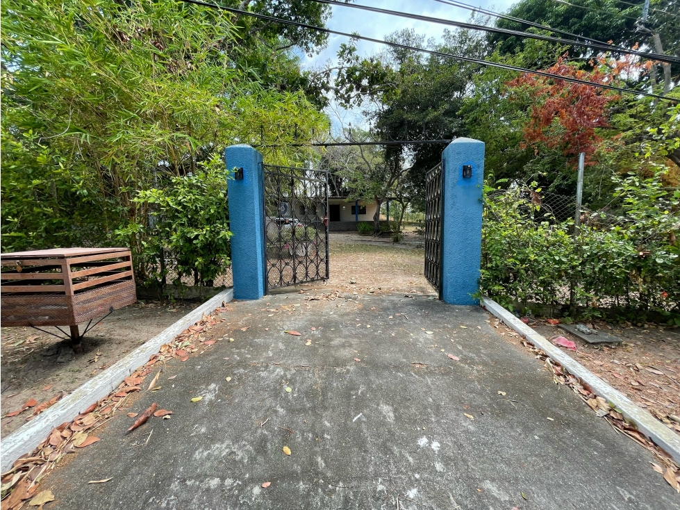 Se Vende Casa en Playa Corona san carlos