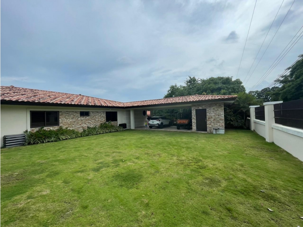 Se vende residencia en Coronado — foto 2