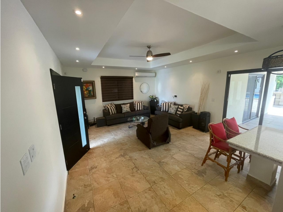 Se vende residencia en Coronado — foto 3