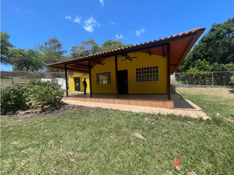 Se Vende Casa en Punta Barco