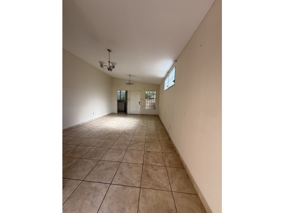 Alquiler Casa Brisas del Golf Arraiján / AR — foto 3