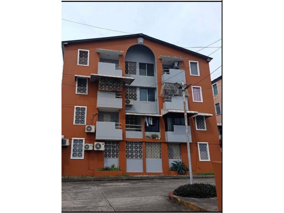 Vendo Apartamento PH San Cristóbal Río Abajo - AR