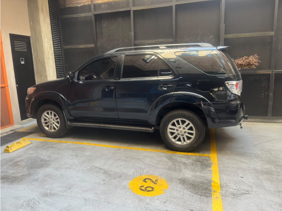 VENTA PARQUEADERO VIRREY BOGOTA - 2