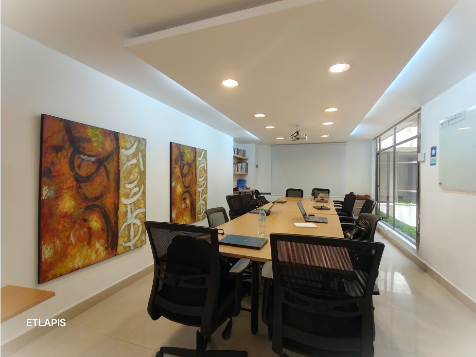 ARRIENDO OFICINA AMOBLADA CHICO NORTE BOGOTA