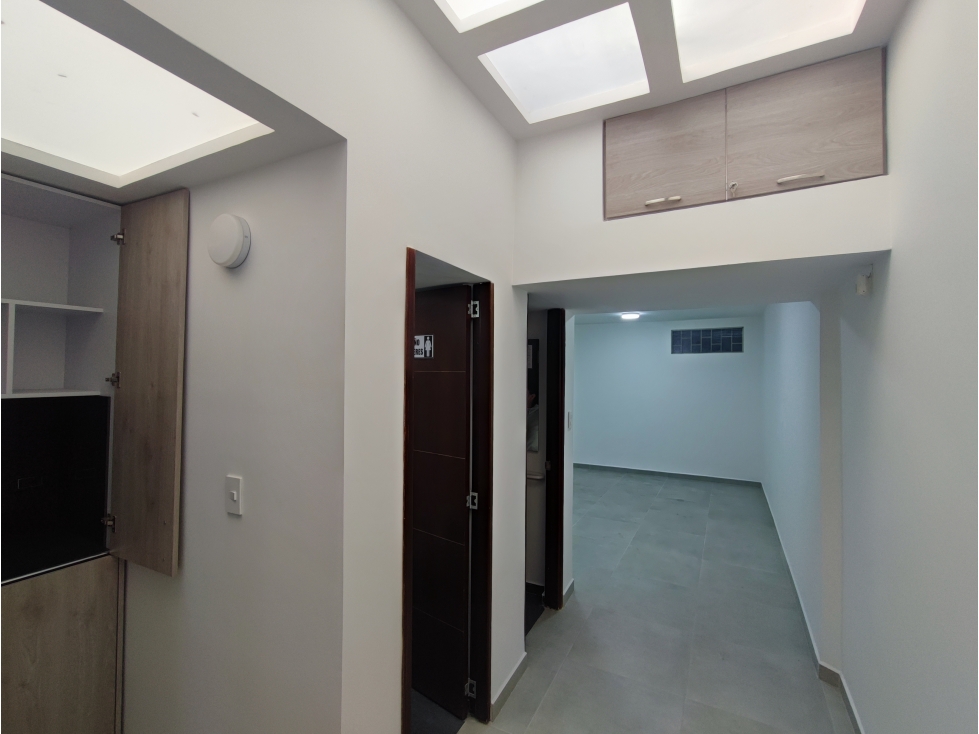 ARRIENDO OFICINA POLO CLUB BOGOTA — foto 4