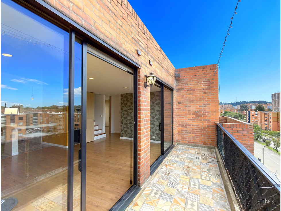 VENTA APARTAMENTO DUPLEX CON TERRAZA MAZUREN BOGOTA