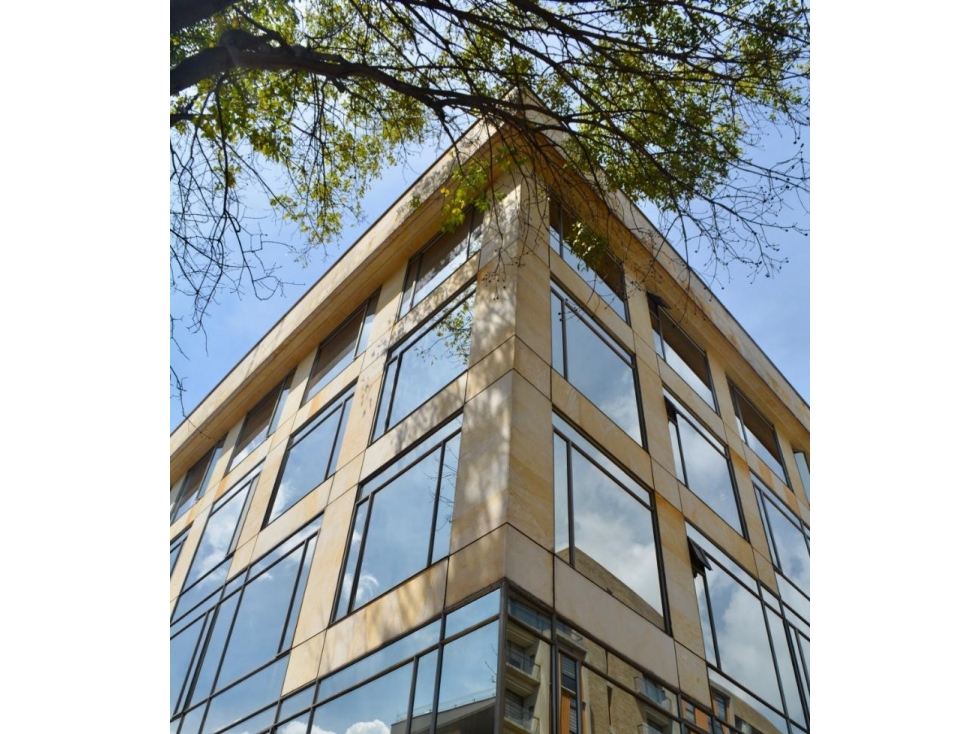 ARRIENDO OFICINA AMOBLADA CHICO NORTE BOGOTA
