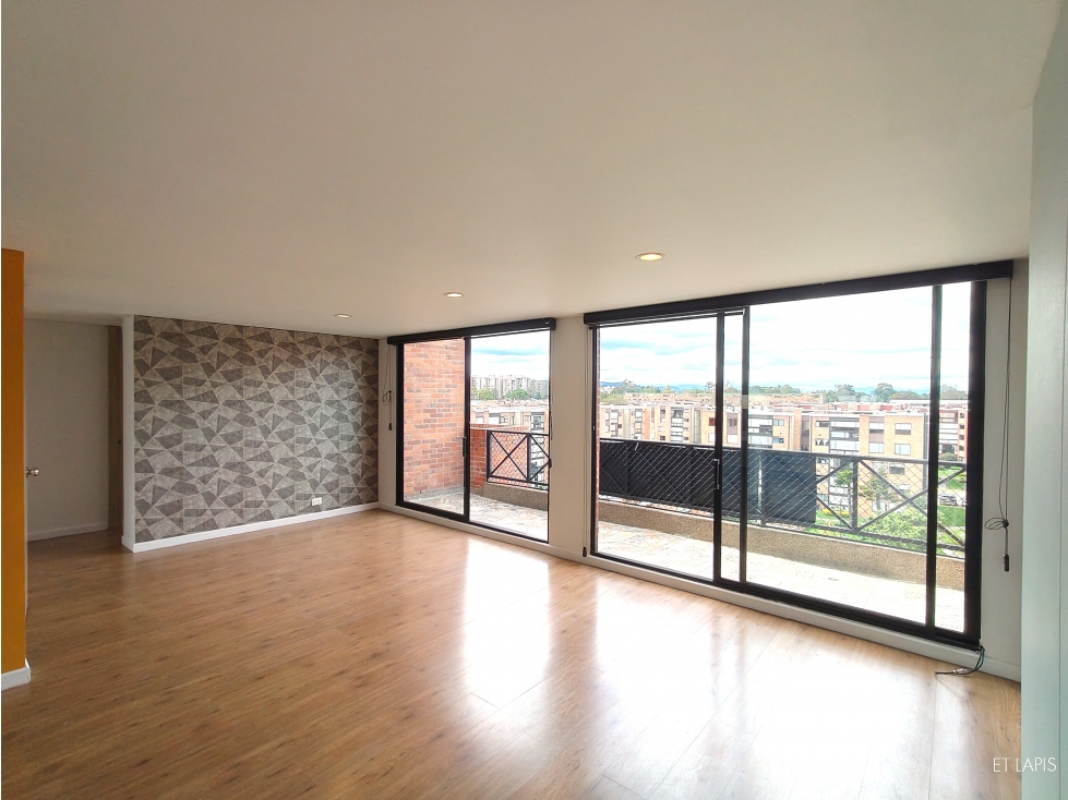 VENTA APARTAMENTO DUPLEX CON TERRAZA MAZUREN BOGOTA — foto 4