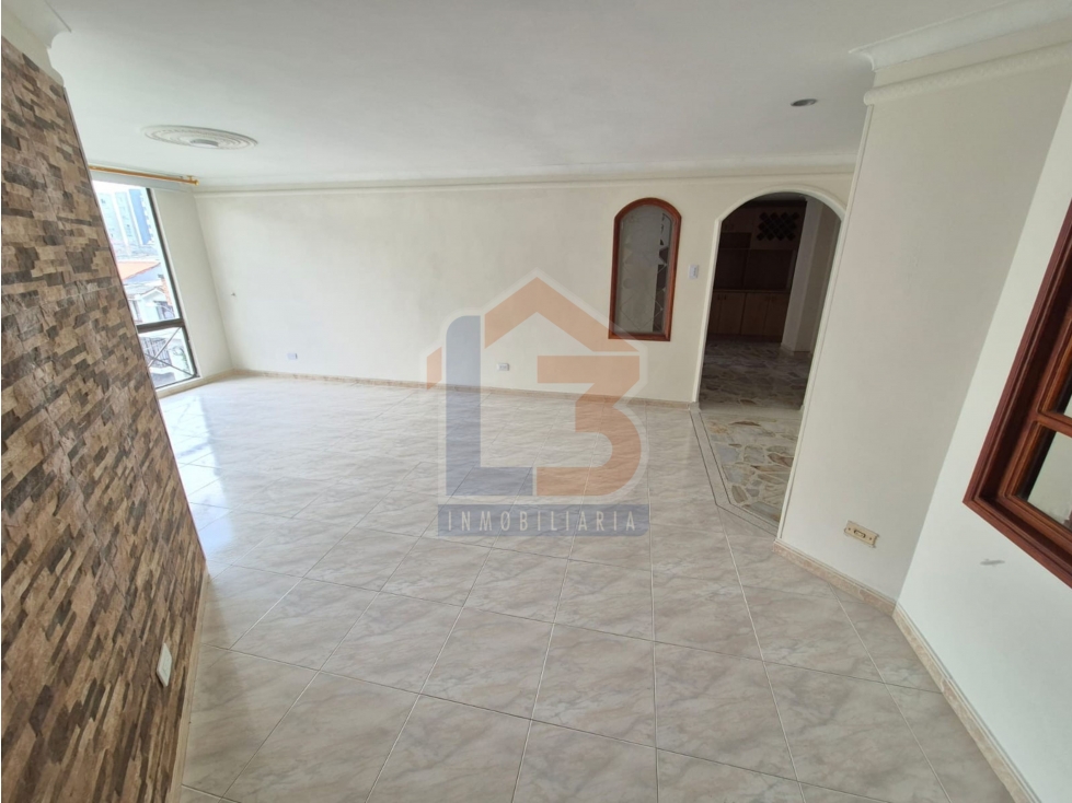SE VENDE APARTAMENTO EN EL SECTOR DE LA NUEVA CECILIA — foto 3