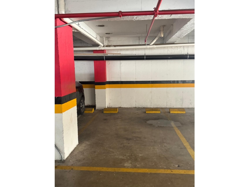 SE VENDE PARQUEADERO Y DEPOSITO EN CONJUNTO CERRADO - 1