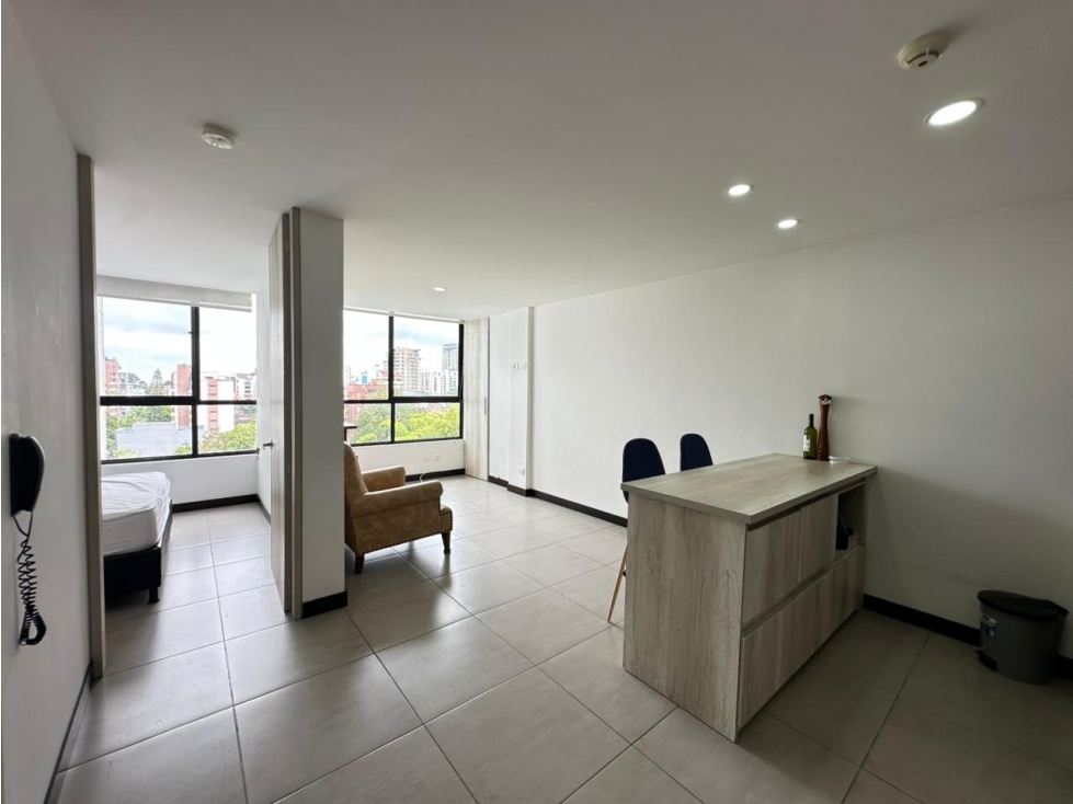SE VENDE APARTAESTUDIO EN AV. CENTENARIO