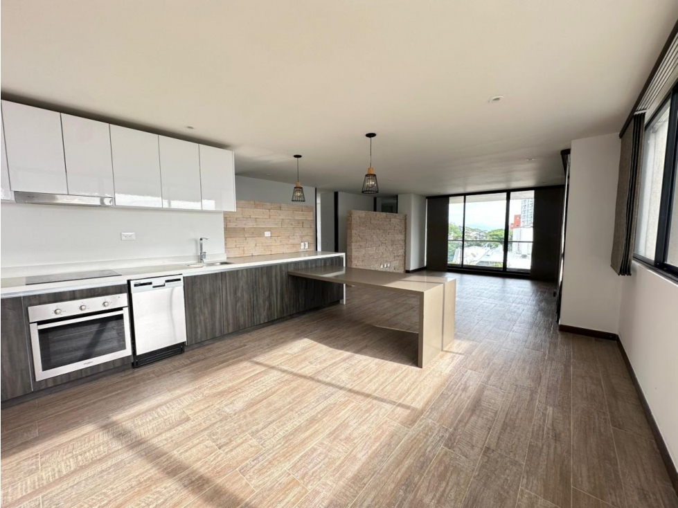 SE VENDE APARTAMENTO EN LA CASTELLANA
