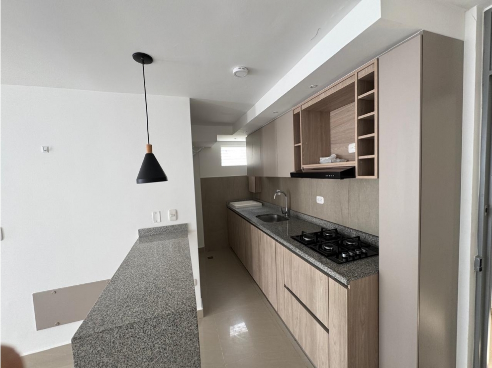 SE ARRIENDA APARTAMENTO AV 19 NORTE - 1