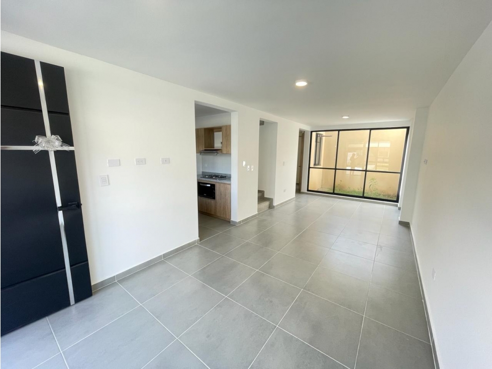 SE VENDE CASA EN CONJUNTO CERRADO EN LA TEBAIDA, QUINDIO — foto 2