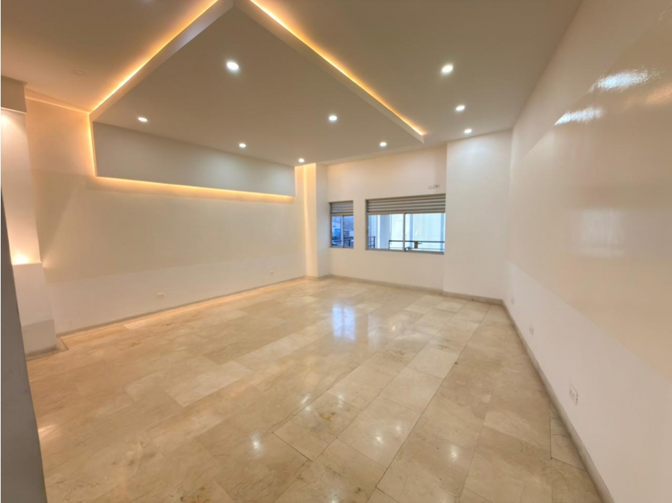 SE ARRIENDA LOCAL COMERCIAL SECTOR FUNDADORES 693 M2 — foto 3