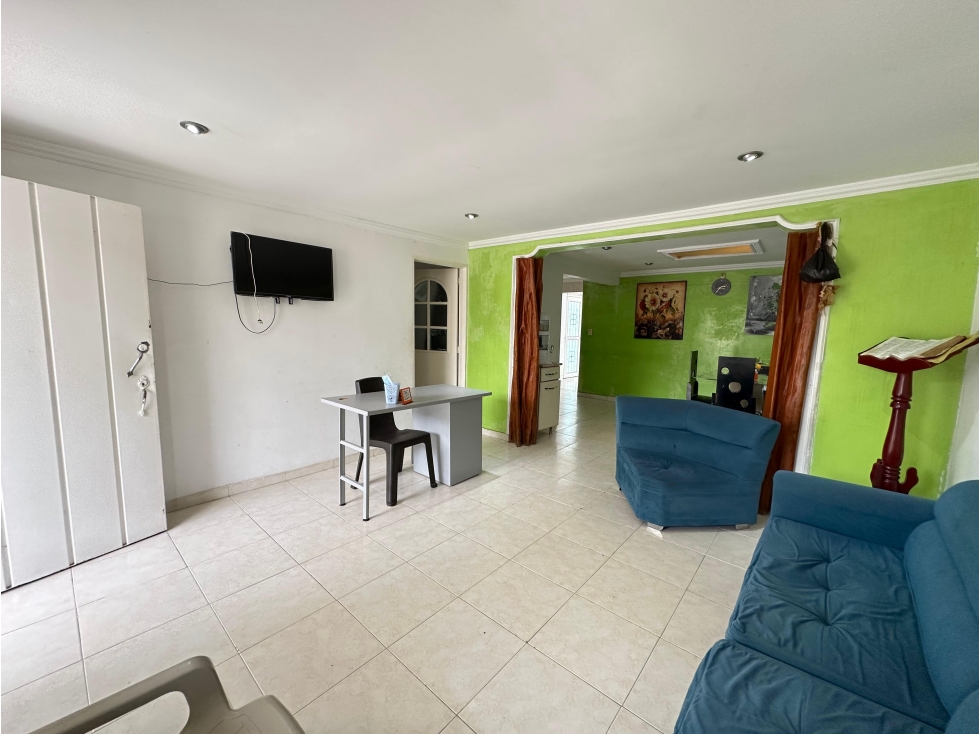 SE VENDE CASA CON DOS APARTAMENTOS VIA CALARCA — foto 3