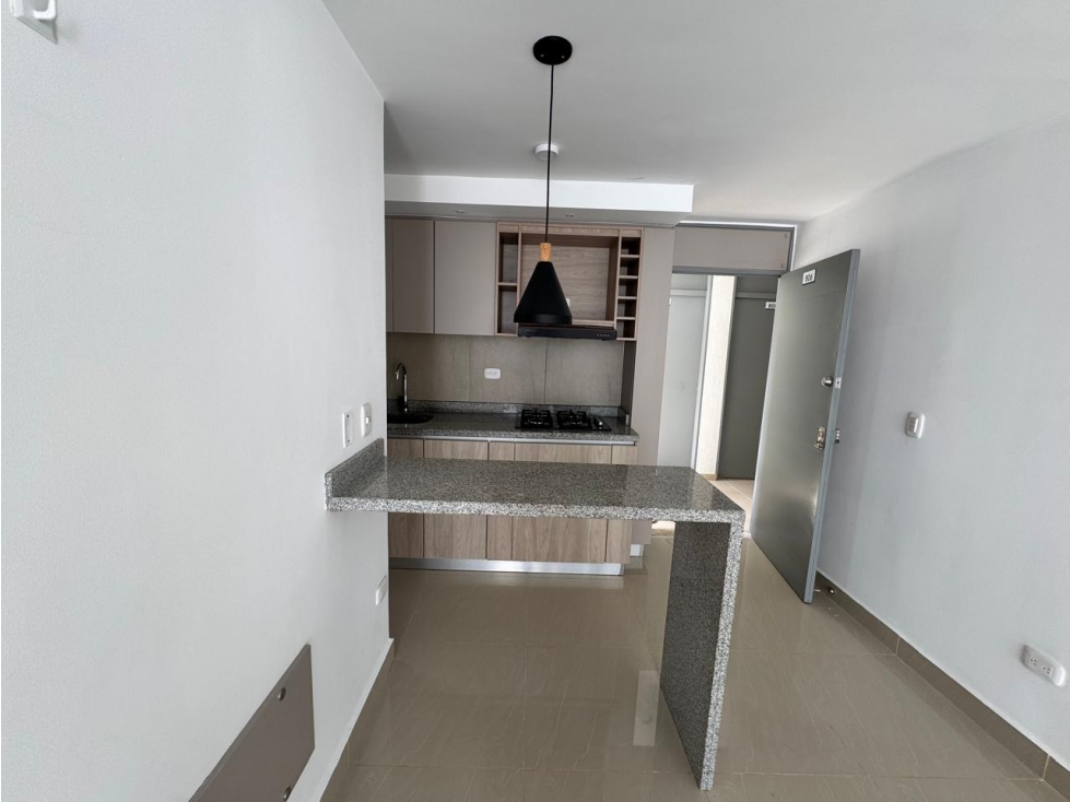 SE ARRIENDA APARTAMENTO AV 19 NORTE - 2