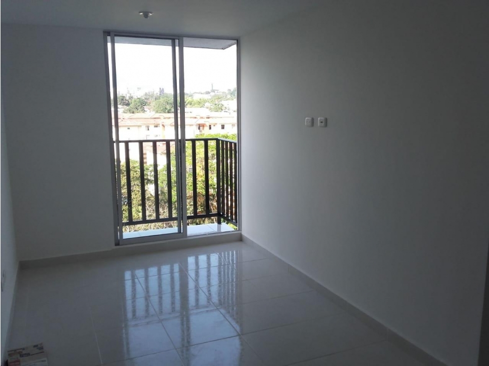 SE VENDE APARTAMENTO EN EL SECTOR DEL COLISEO DEL CAFÉ — foto 2