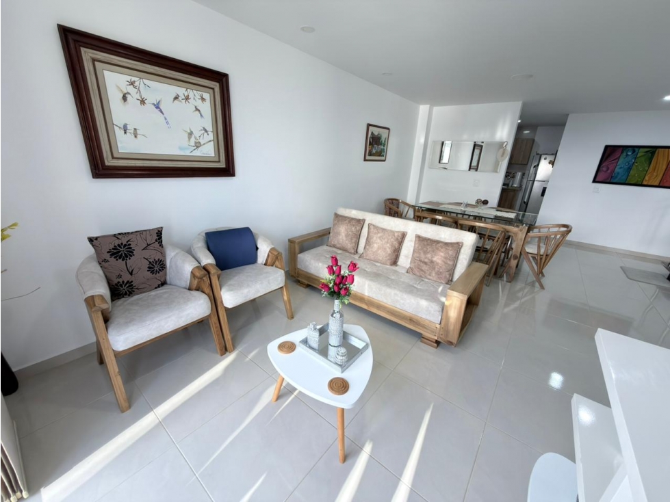 SE VENDE CASA POR LA AVENIDA CENTENARIO — foto 2