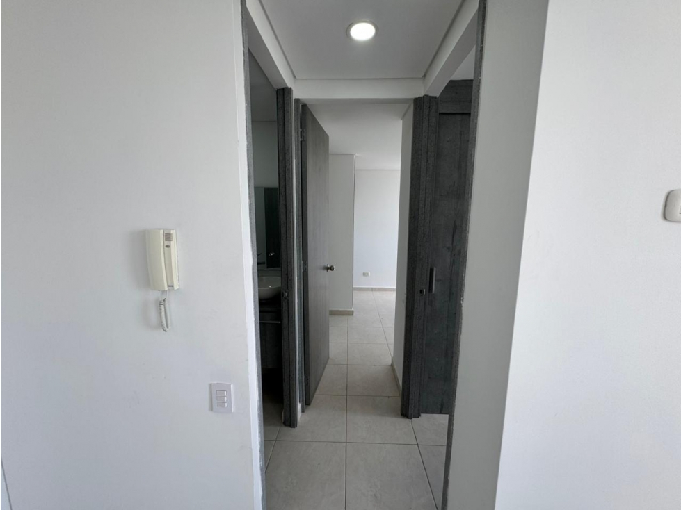APARTAMENTO EN VENTA SECTOR HOSPITAL DEL SUR — foto 3