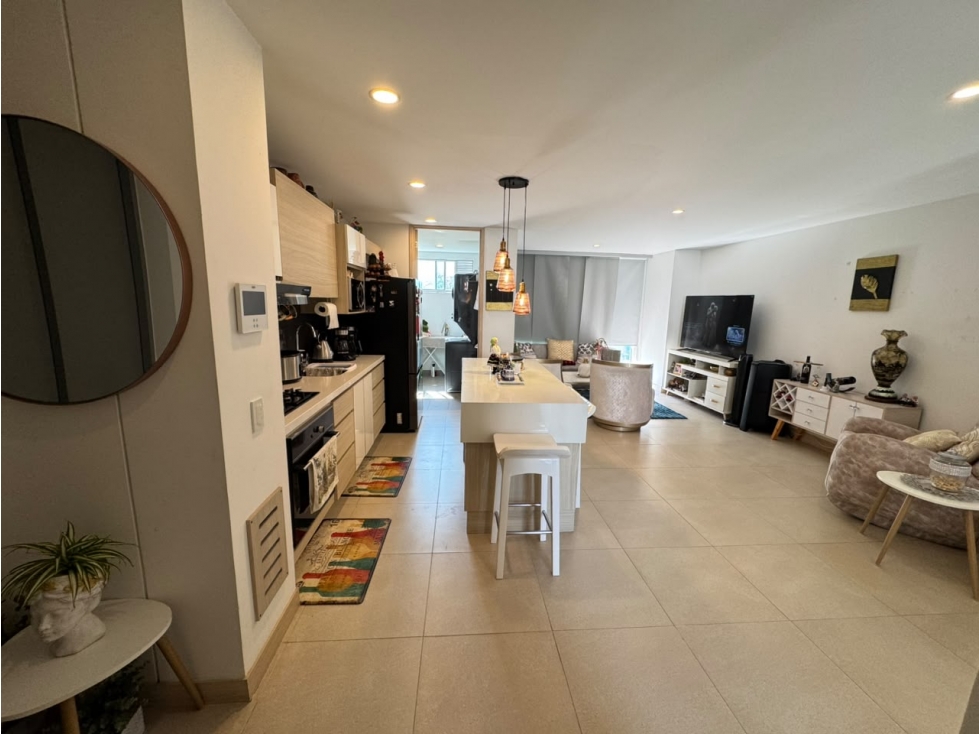 SE VENDE APARTAMENTO EN AV CENTENARIO ZONA COMANDO POLICIA — foto 2