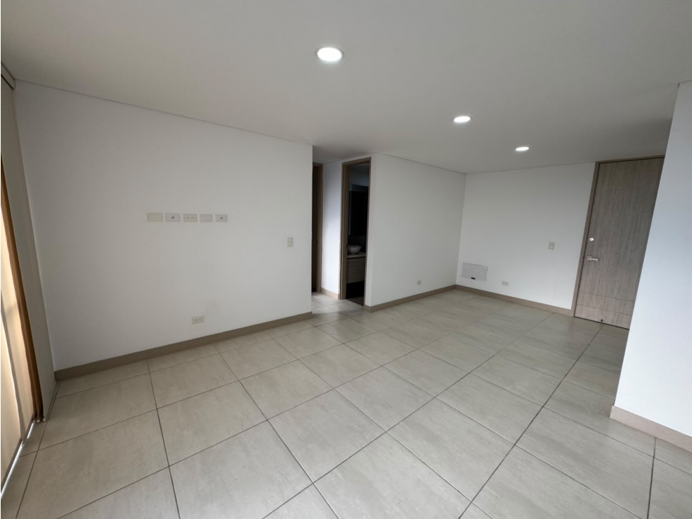 SE ARRIENDA APARTAMENTO OASIS DE ALAMEDA ZONA NORTE — foto 6
