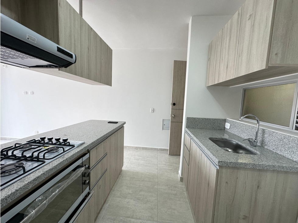 SE ARRIENDA APARTAMENTO EN AV 19 NORTE — foto 4