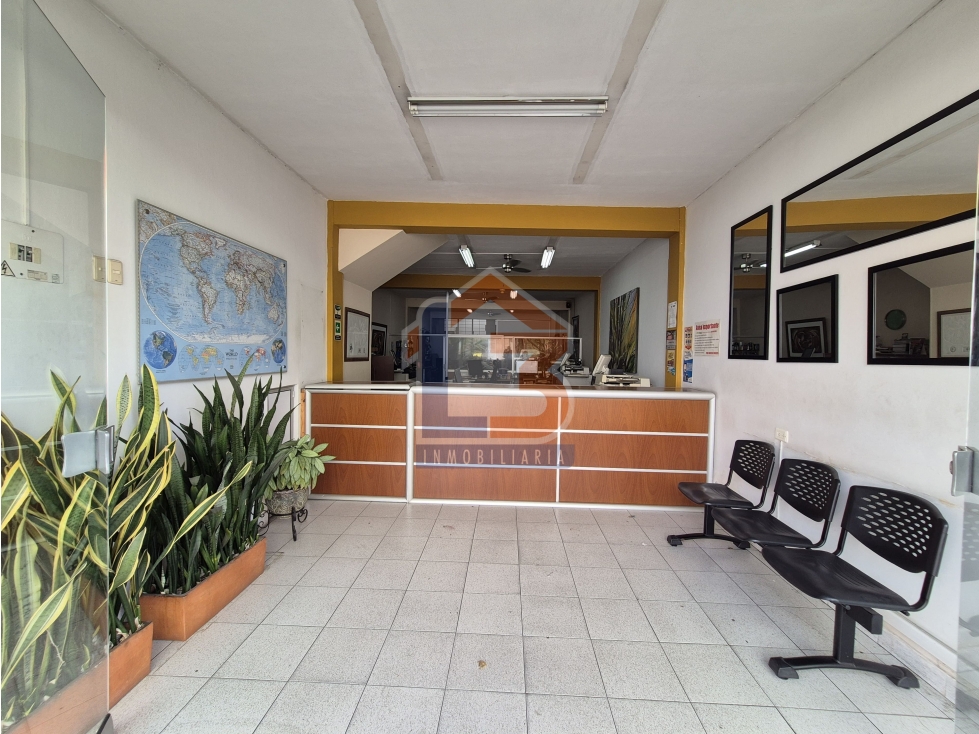 SE VENDE CASA CON LOCAL EN EL CENTRO DE ARMENIA — foto 2