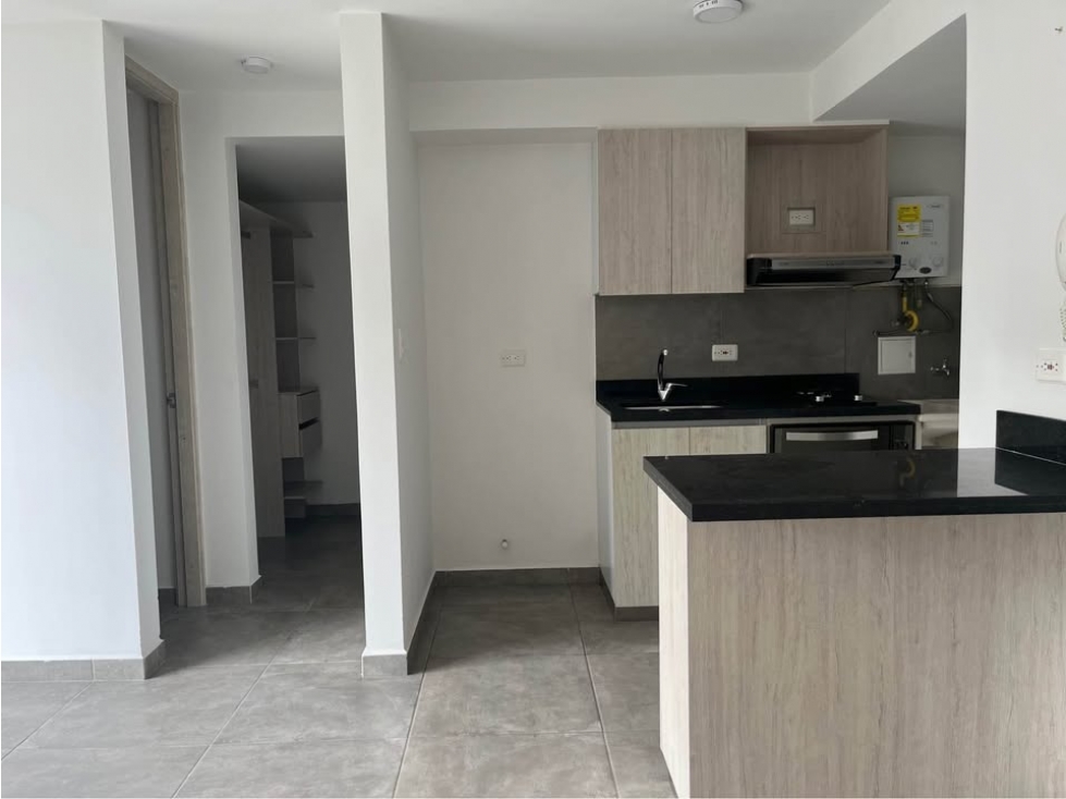 SE VENDE APARTAESTUDIO EN AV. CENTENARIO — foto 3