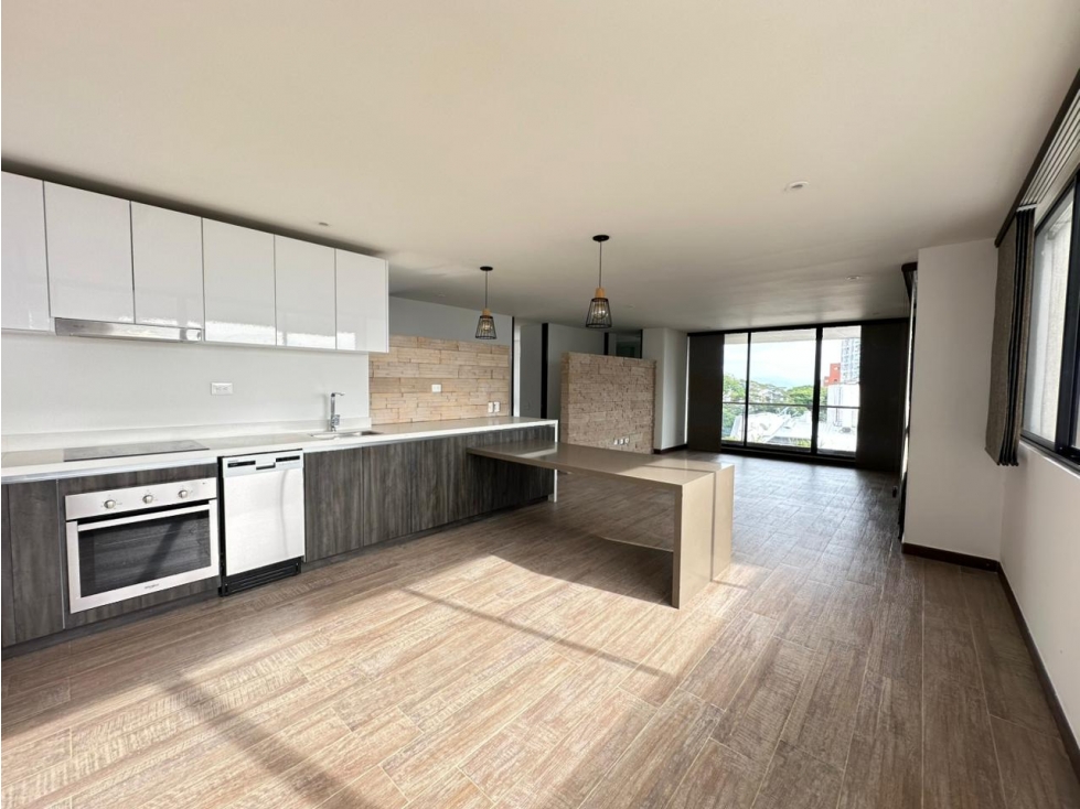 SE VENDE APARTAMENTO EN LA CASTELLANA — foto 3