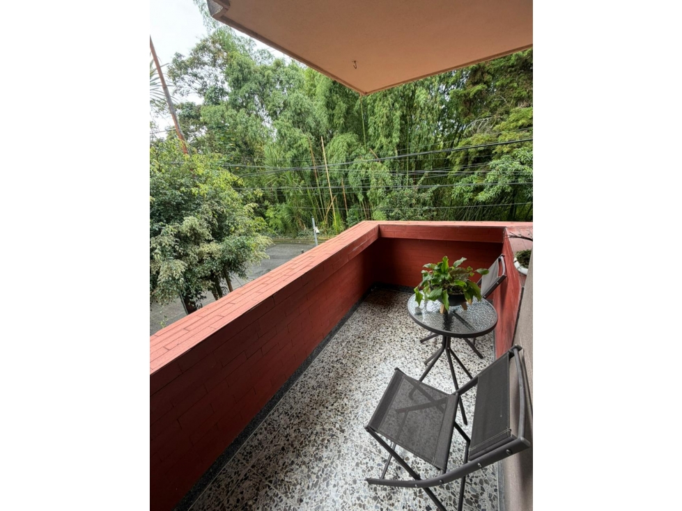 SE VENDE APARTAMENTO EN LA CASTELLANA — foto 3