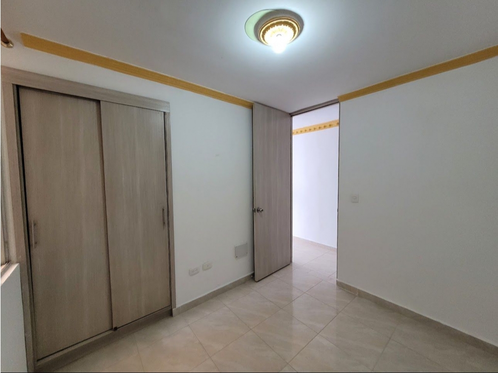 SE ARRIENDA APARTAMENTO SECTOR PUERTO ESPEJO - 3