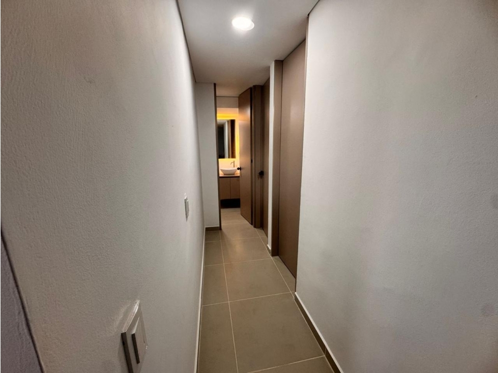 SE VENDE APARTAMENTO SECTOR CLINICAS - FUNDADORES — foto 3
