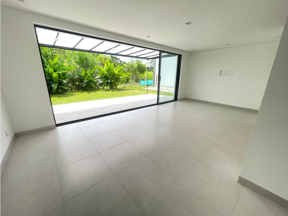 SE VENDE CASA CAMPESTRE CERCA AL CLUB CAMPESTRE — foto 2
