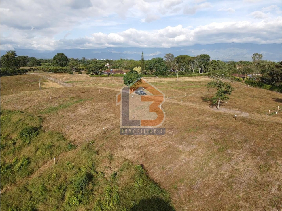 SE VENDE LOTES VÍA MONTENEGRO — foto 4