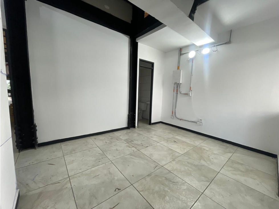 SE VENDE LOCAL EN EL SECTOR AVENIDA CENTENARIO — foto 5
