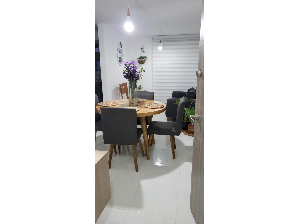 SE VENDE APARTAMENTO EN EL SECTOR DEL COLISEO DEL CAFÉ — foto 4