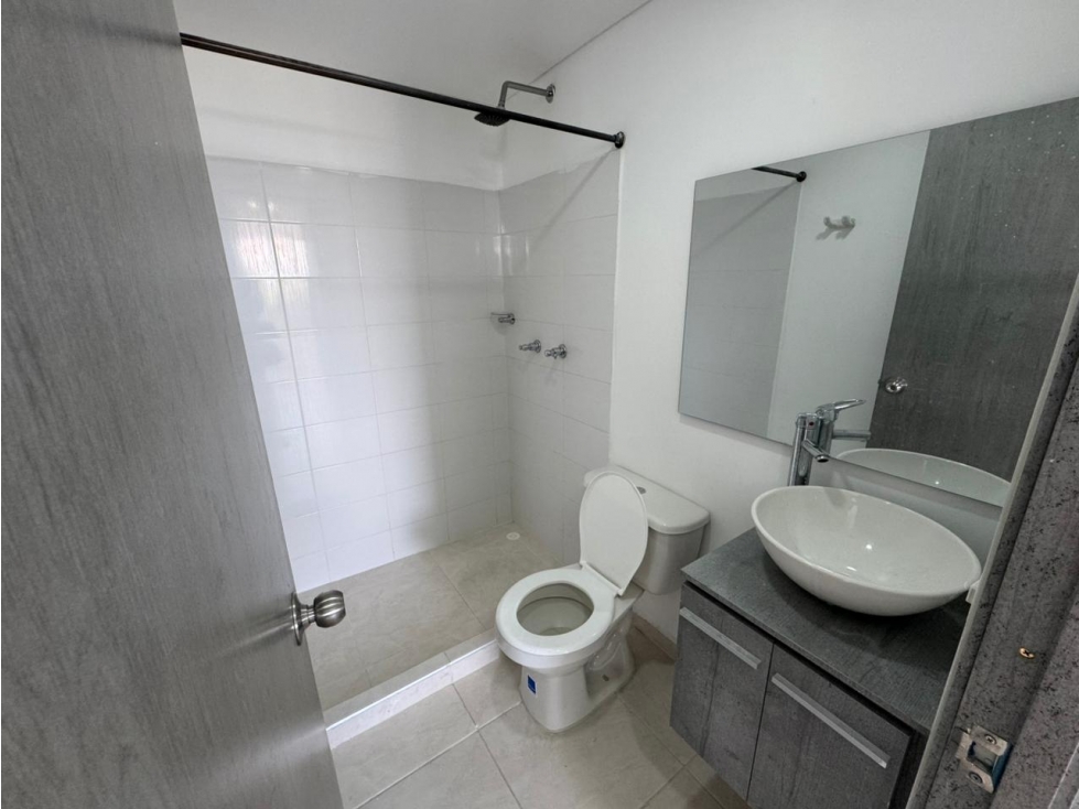 APARTAMENTO EN VENTA SECTOR HOSPITAL DEL SUR — foto 5
