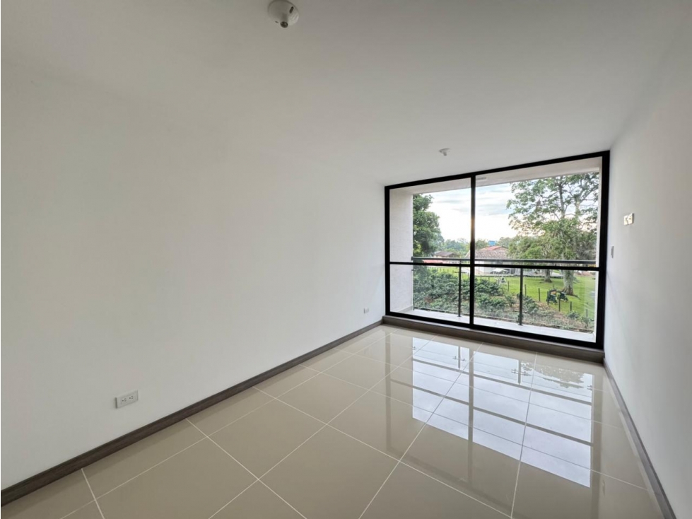 SE ARRIENDA APARTAMENTO ORO NEGRO - 4