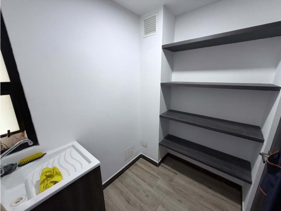 SE VENDE HERMOSO APARTAMENTO LA CASTELLANA — foto 6