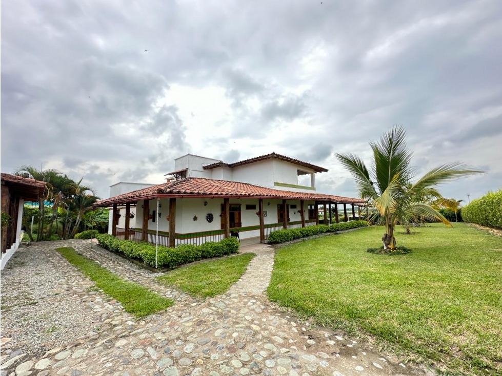 SE VENDE CASA CAMPESTRE EN MONTENEGRO. - 3