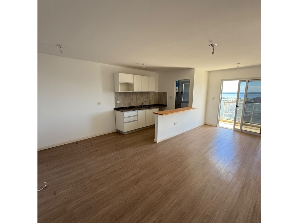 VENTA - DEPARTAMENTO DOS DORMITORIOS / VISTA AL RIO