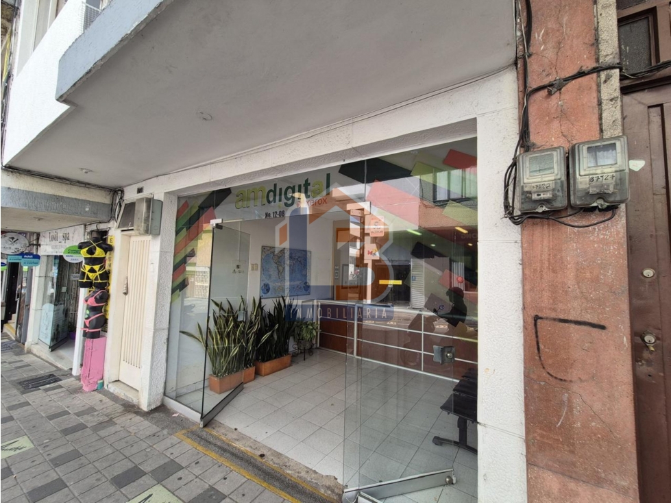 SE VENDE CASA CON LOCAL EN EL CENTRO DE ARMENIA
