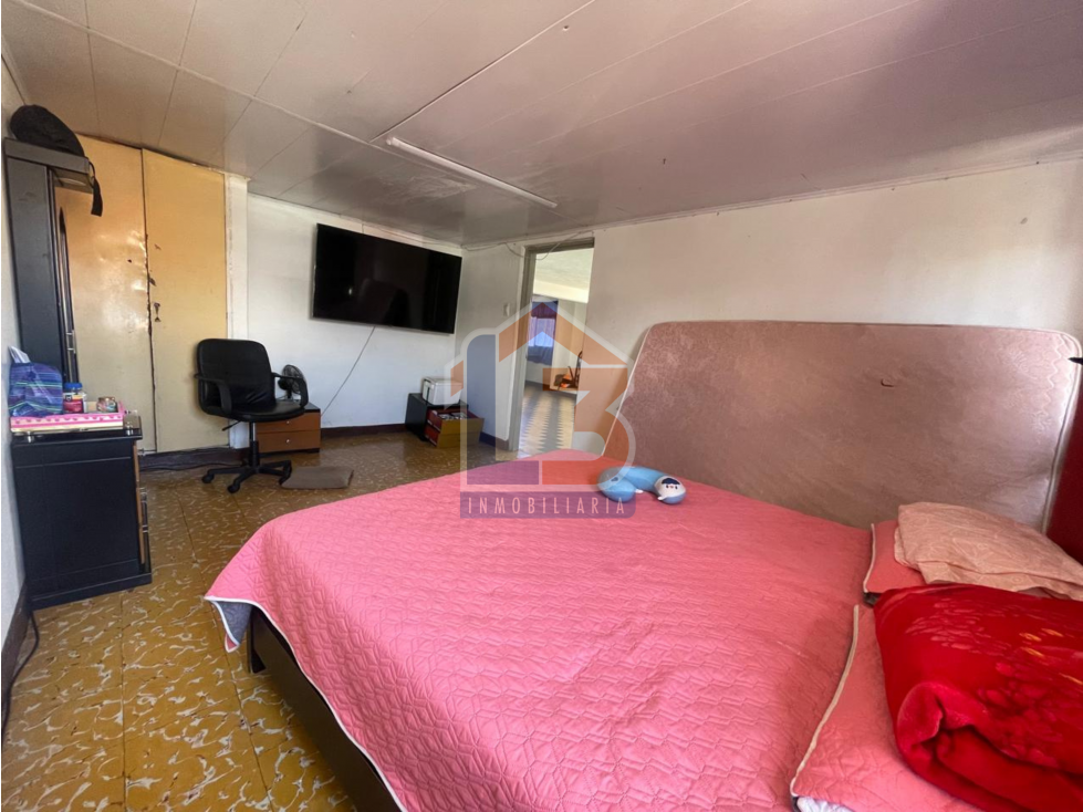 SE VENDE EDIFICIO EN EL CENTRO - 5