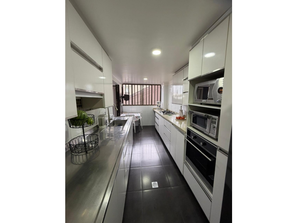 SE VENDE APARTAMENTO EN LA CASTELLANA — foto 5