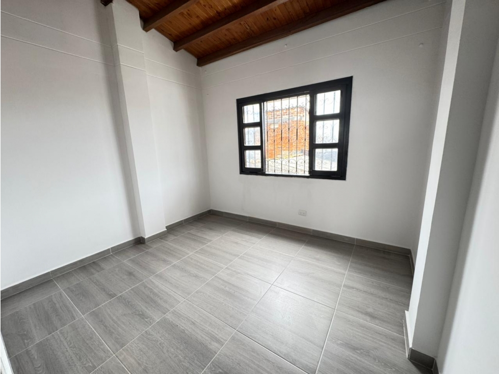 SE ARRIENDA CASA BARRIO GALÁN 250M2 COMERCIAL O FAMILIAR — foto 5
