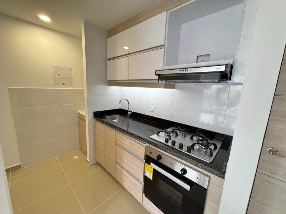 SE ARRIENDA APARTAMENTO ORO NEGRO EL CORTIJO ELITE — foto 3