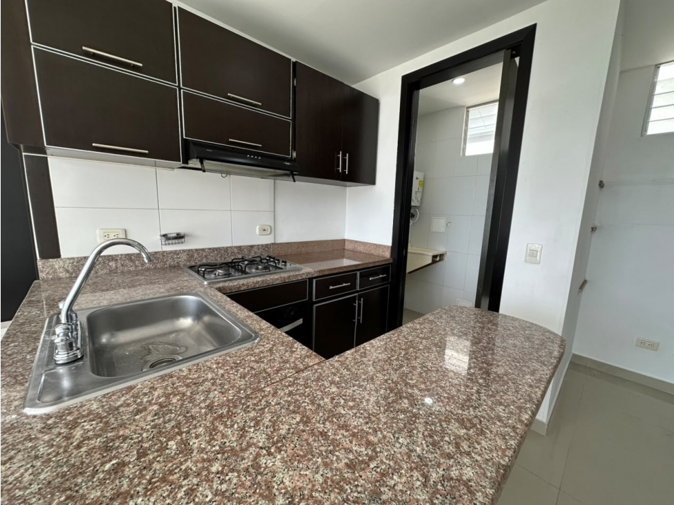 SE ARRIENDA APARTAMENTO AV 19 NORTE