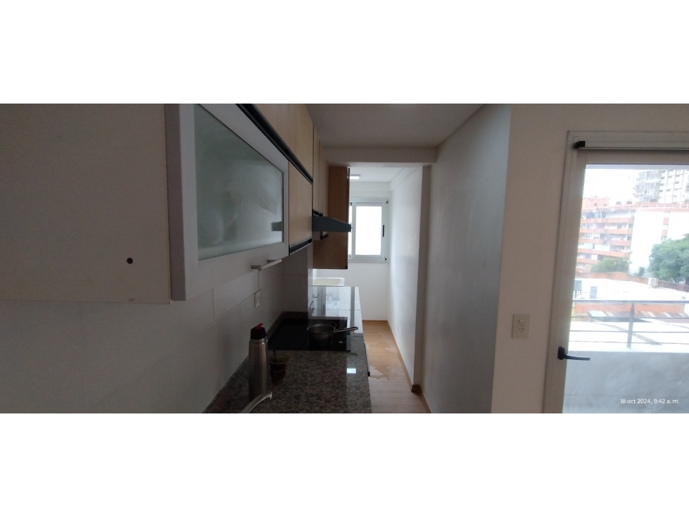 ALQUILER - Excelente Depto de 3 ambientes con Balcon y Parrilla - 3