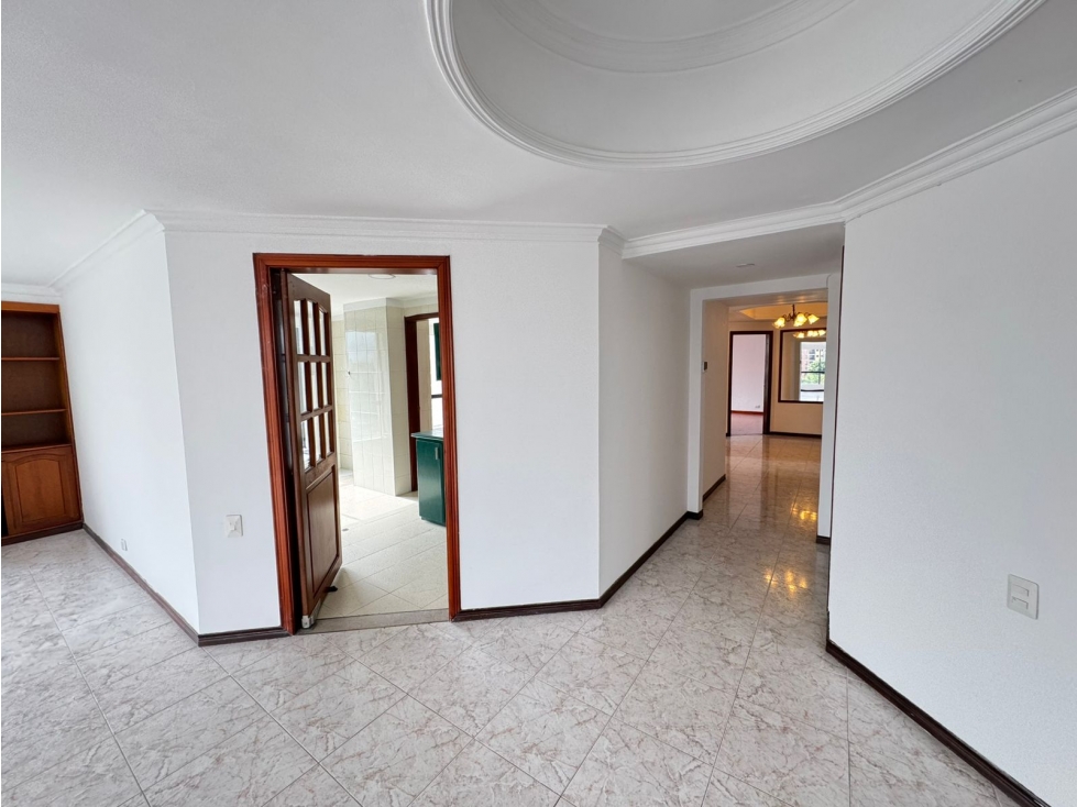 SE VENDE APARTAMENTO EN EL SECTOR DE FUNDADORES — foto 6